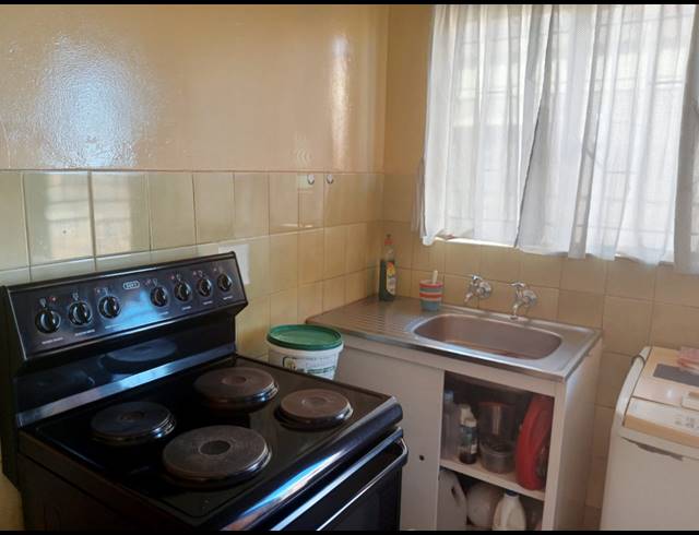 3 BEDROOM FREESTANDING SOLD IN JOUBERTON